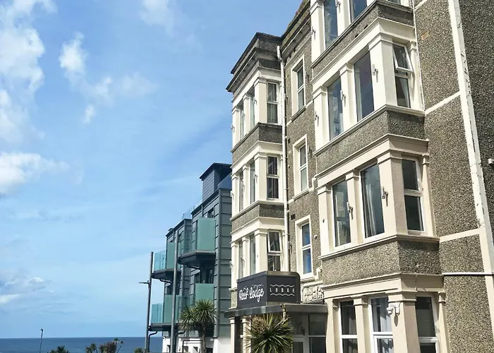 Reef Lodge