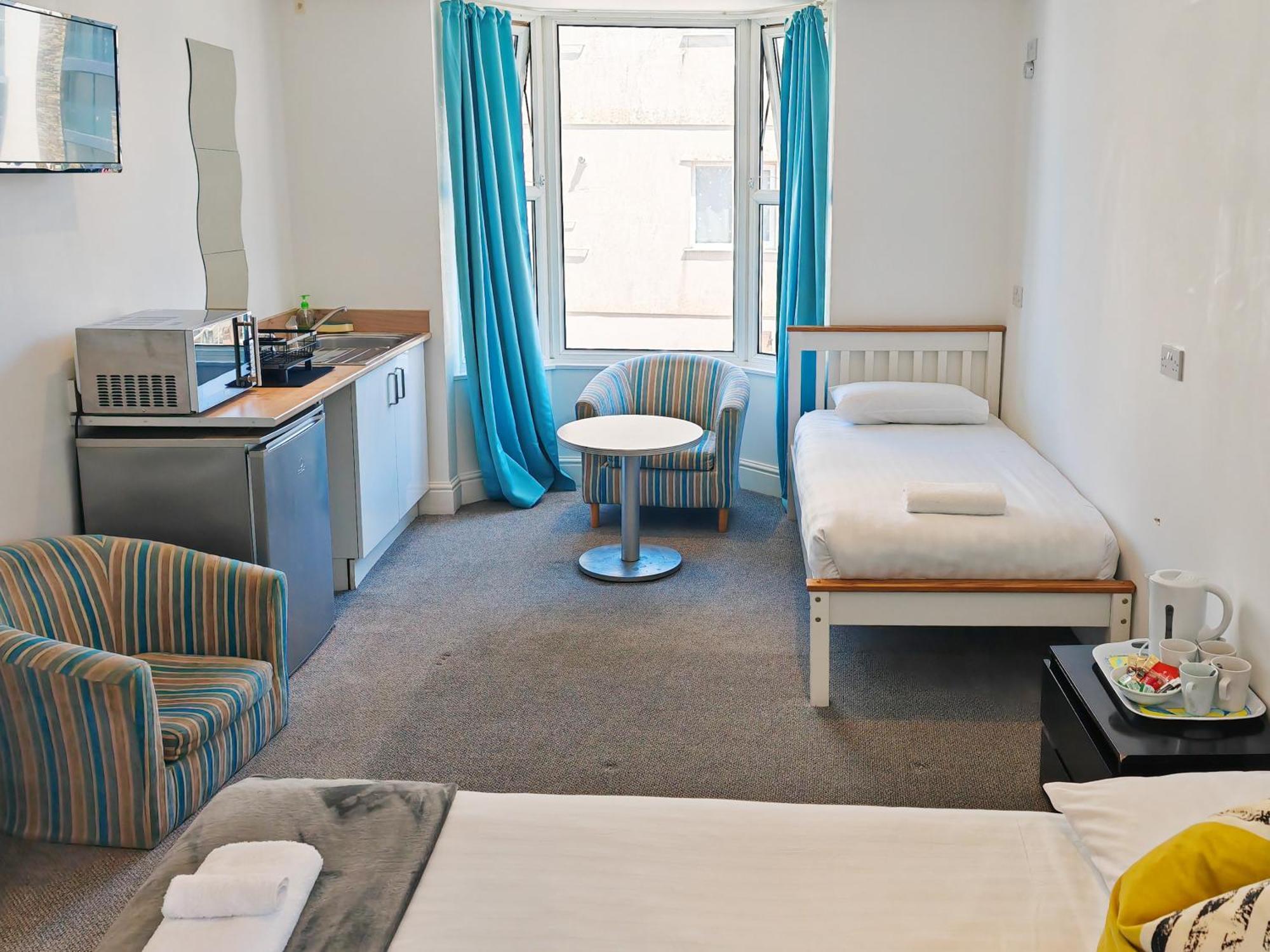 Hotel Reef 2*