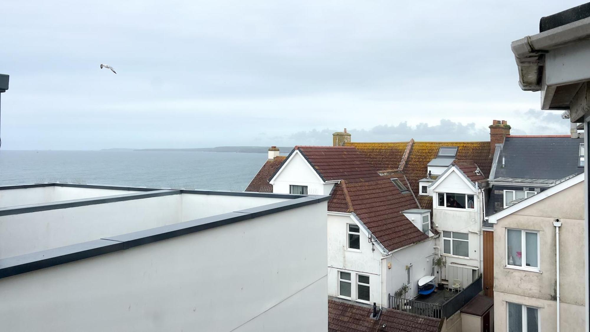 Reef 2* Newquay (Cornwall)